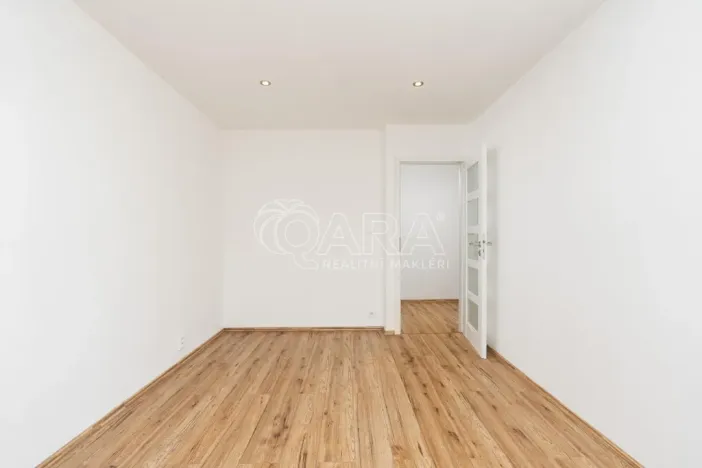 Pronájem bytu 3+kk, Praha - Komořany, Za sídlištěm, 73 m2