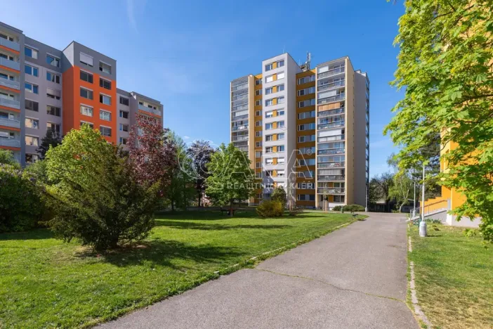 Pronájem bytu 3+kk, Praha - Komořany, Za sídlištěm, 73 m2