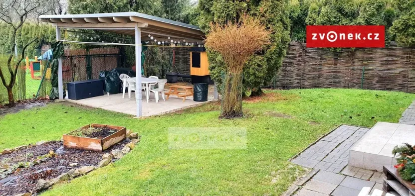 Pronájem bytu 2+1, Zlín - Kostelec, Lešenská, 75 m2