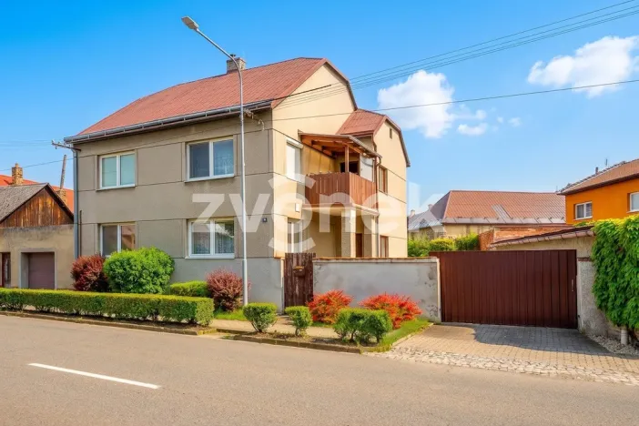 Prodej rodinného domu, Břest, 220 m2