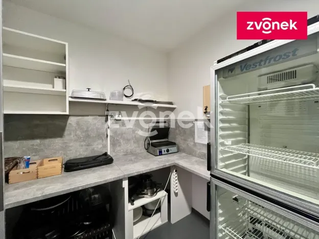 Pronájem restaurace, Zlín - Kudlov, Filmová, 318 m2