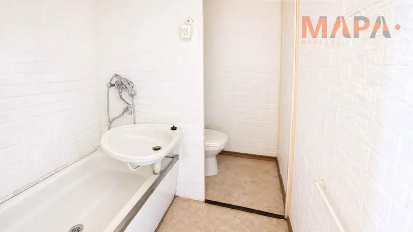 Pronájem bytu 1+1, Chomutov, Zahradní, 35 m2