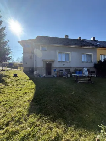 Prodej rodinného domu, Besednice, Družstevní, 250 m2