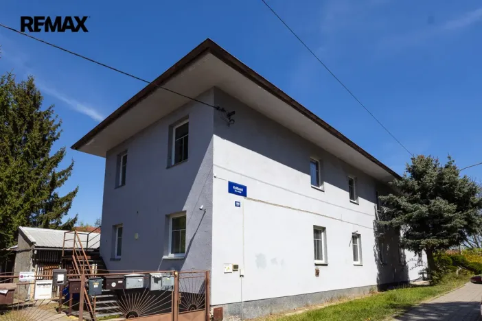 Pronájem bytu 1+1, Zlín, Kvítková, 30 m2