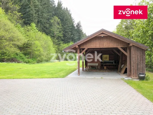 Prodej chalupy, Velké Karlovice, 250 m2