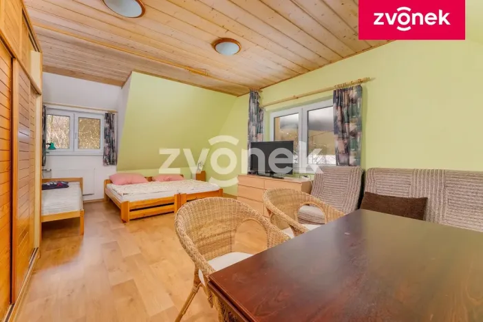 Prodej rodinného domu, Velké Karlovice, 250 m2