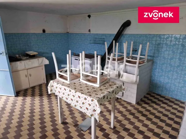 Prodej rodinného domu, Břestek, 360 m2