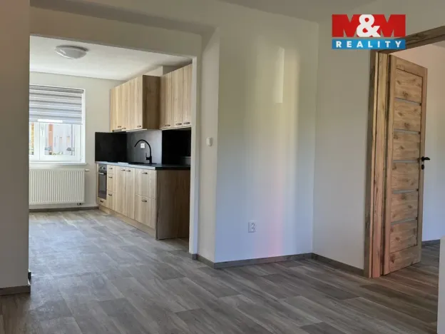 Pronájem bytu 2+kk, Lovosice, Resslova, 54 m2