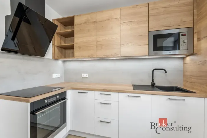 Pronájem bytu 4+1, Praha - Modřany, Barunčina, 78 m2