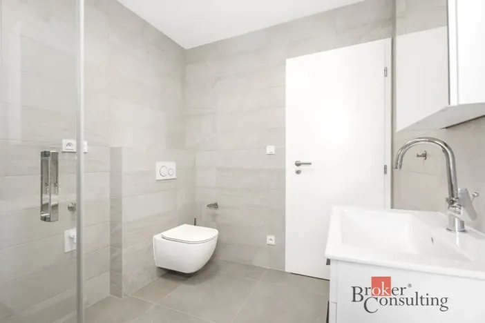 Pronájem bytu 4+1, Praha - Modřany, Barunčina, 78 m2