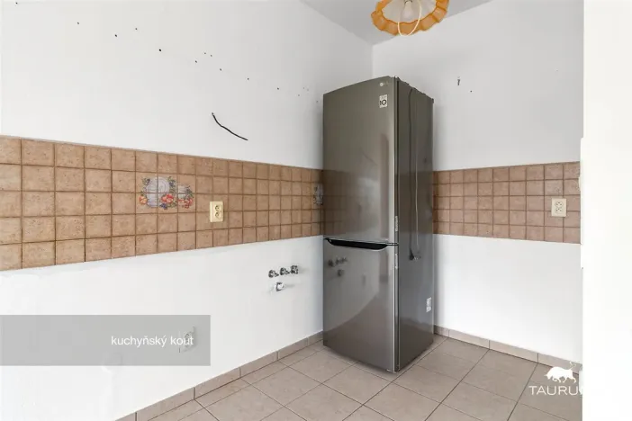 Prodej bytu 2+kk, Tymákov, 52 m2