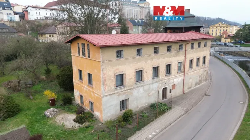 Prodej rodinného domu, Broumov - Poříčí, Tyršova, 320 m2