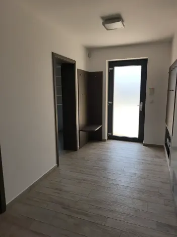 Prodej rodinného domu, Zichovec, 384 m2