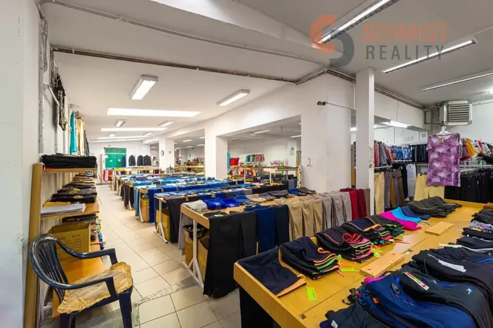 Prodej obchodního prostoru, Břeclav, 17. listopadu, 900 m2