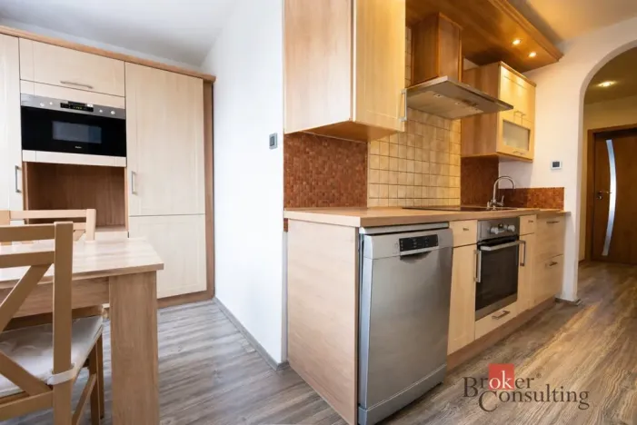 Prodej bytu 4+1, Zbůch, U Vlečky, 84 m2