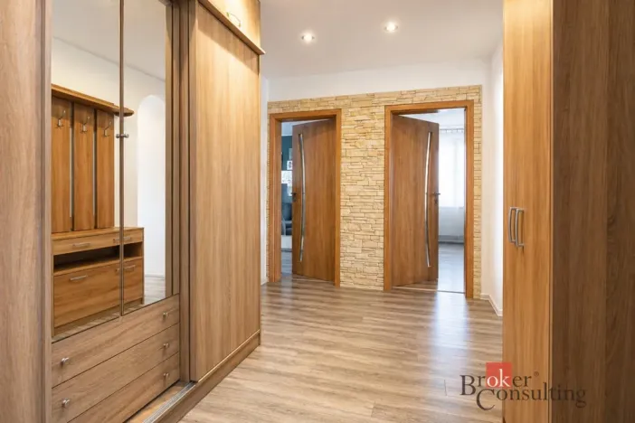 Prodej bytu 4+1, Zbůch, U Vlečky, 84 m2