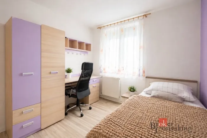 Prodej bytu 4+1, Zbůch, U Vlečky, 84 m2