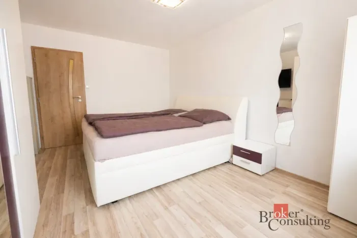 Prodej bytu 4+1, Zbůch, U Vlečky, 84 m2