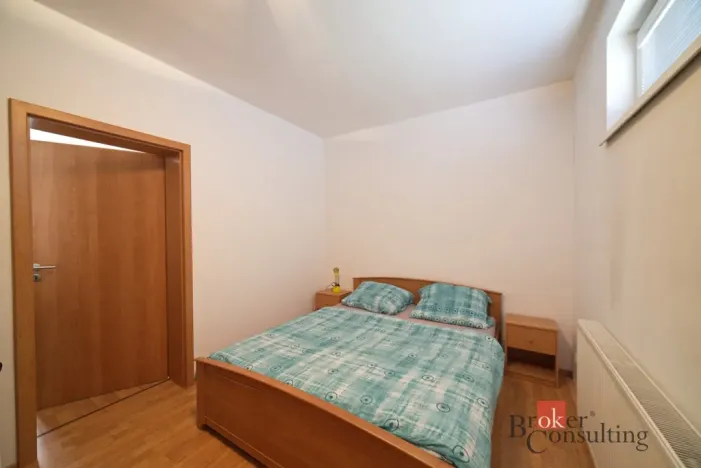 Prodej rodinného domu, Líšťany, V Poustkách, 85 m2