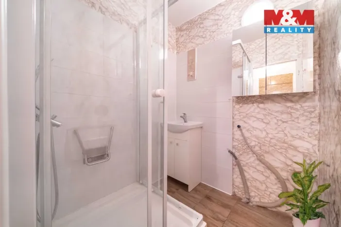 Prodej bytu 2+1, Plzeň, Lábkova, 61 m2