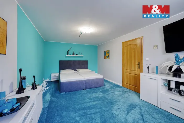Prodej rodinného domu, Dolany, 225 m2