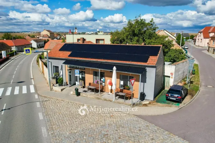 Pronájem restaurace, Kuchařovice, 8.Května, 114 m2