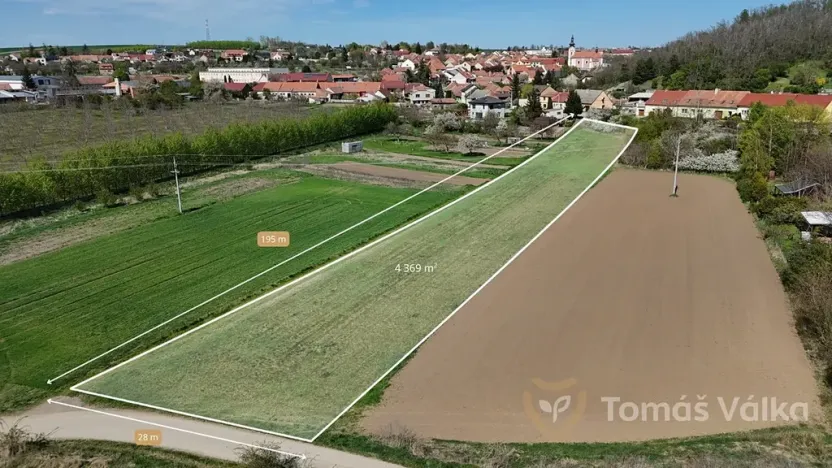 Prodej pole, Ořechov, 4380 m2