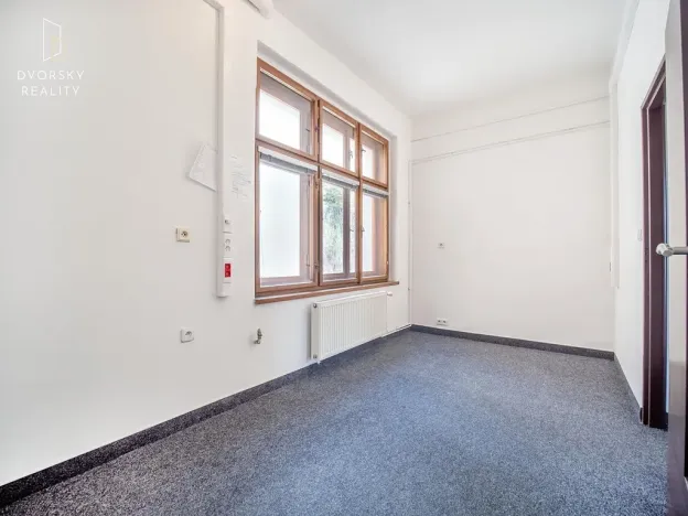 Prodej kanceláře, Mladá Boleslav, Ptácká, 305 m2