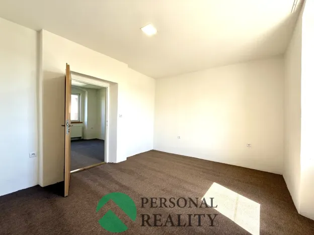 Pronájem bytu 2+1, Lázně Kynžvart, Malé nám., 42 m2