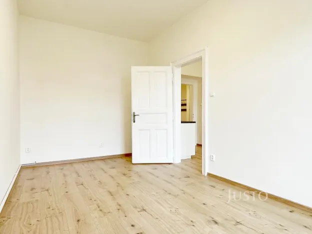 Pronájem bytu 3+1, Praha - Libeň, Sokolovská, 79 m2