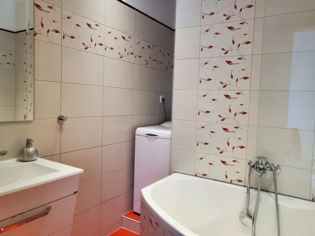 Pronájem bytu 2+1, Zlín - Malenovice, Tyršova, 57 m2