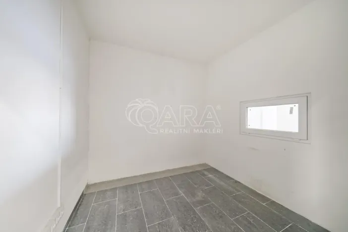 Pronájem výrobních prostor, Sukorady, 120 m2