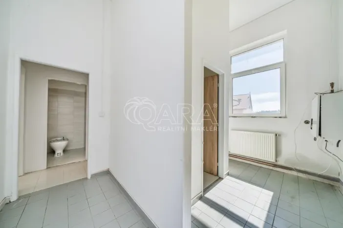 Pronájem výrobních prostor, Sukorady, 120 m2