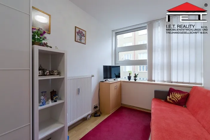 Pronájem bytu 1+kk, Praha - Libeň, Drahobejlova, 22 m2