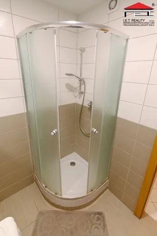 Pronájem bytu 1+kk, Praha - Libeň, Drahobejlova, 22 m2
