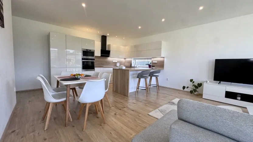 Pronájem rodinného domu, Velký Osek, Klímova, 97 m2