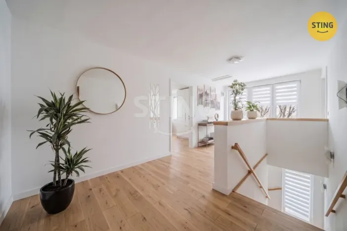 Prodej rodinného domu, Vělopolí, 240 m2