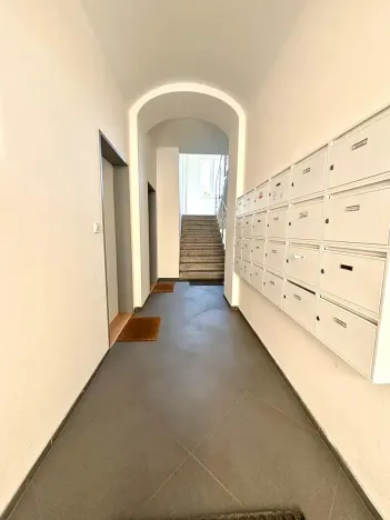 Prodej bytu 1+kk, Praha - Libeň, Hejtmánkova, 25 m2