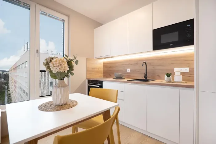 Pronájem bytu 2+1, Praha - Prosek, Litoměřická, 59 m2