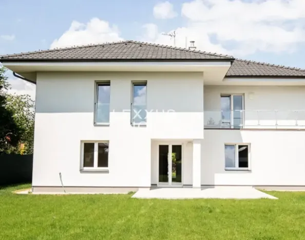 Pronájem vily, Praha, Ke smrčině, 260 m2