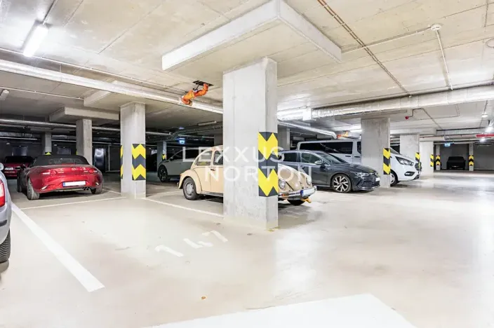 Prodej bytu 4+kk, Praha - Strašnice, Zvěřinova, 107 m2