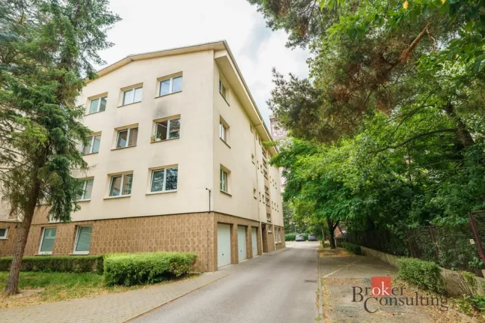 Prodej bytu 3+1, Praha - Modřany, Mráčkova, 62 m2