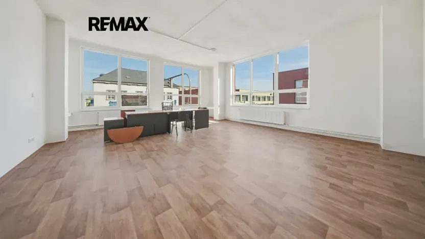 Pronájem obchodního prostoru, Nový Bor, Tř. T. G. Masaryka, 48 m2