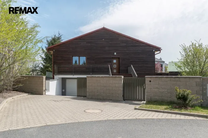 Prodej rodinného domu, Buštěhrad, Javorová, 116 m2