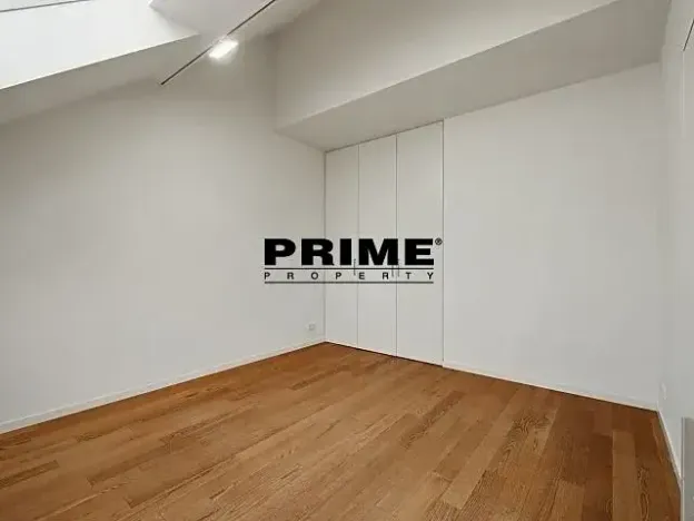 Pronájem bytu 3+1, Praha - Bubeneč, U akademie, 130 m2