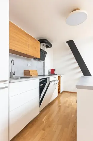 Pronájem bytu 3+kk, Praha - Nové Město, Legerova, 75 m2