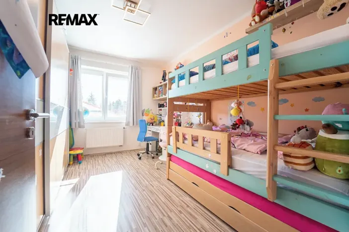 Prodej bytu 3+kk, Nupaky, Za Hotelem, 88 m2