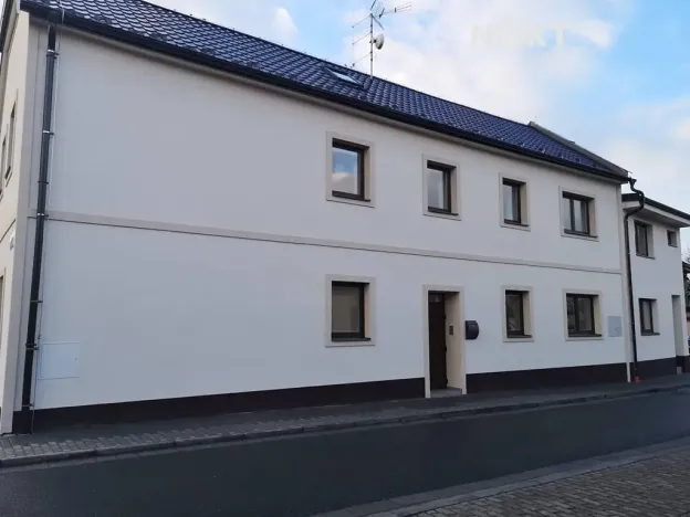 Pronájem bytu 1+1, Otrokovice, K. H. Máchy, 35 m2