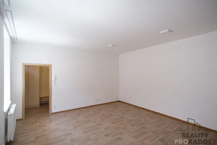 Pronájem bytu 2+kk, Olomouc, Dolní náměstí, 60 m2