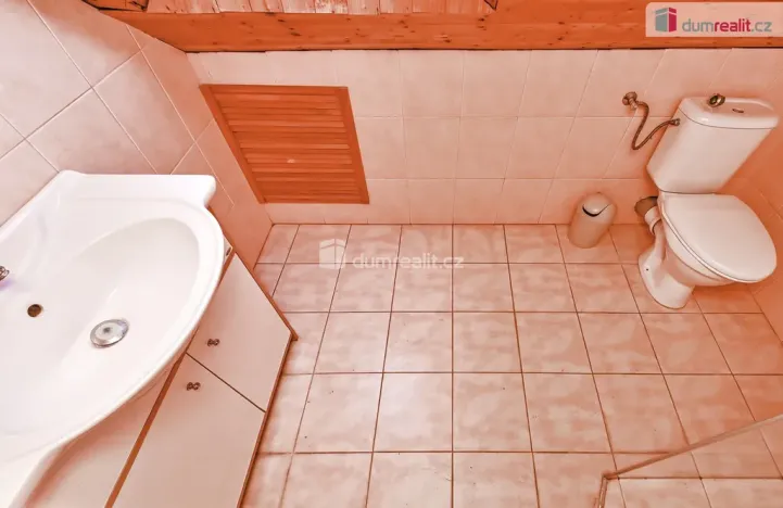 Prodej rodinného domu, Hořesedly, 350 m2